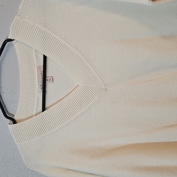 Philosophy/Anthropologie Cream V-Neck Sweater - Womens Size Medium - Picture 6 of 7